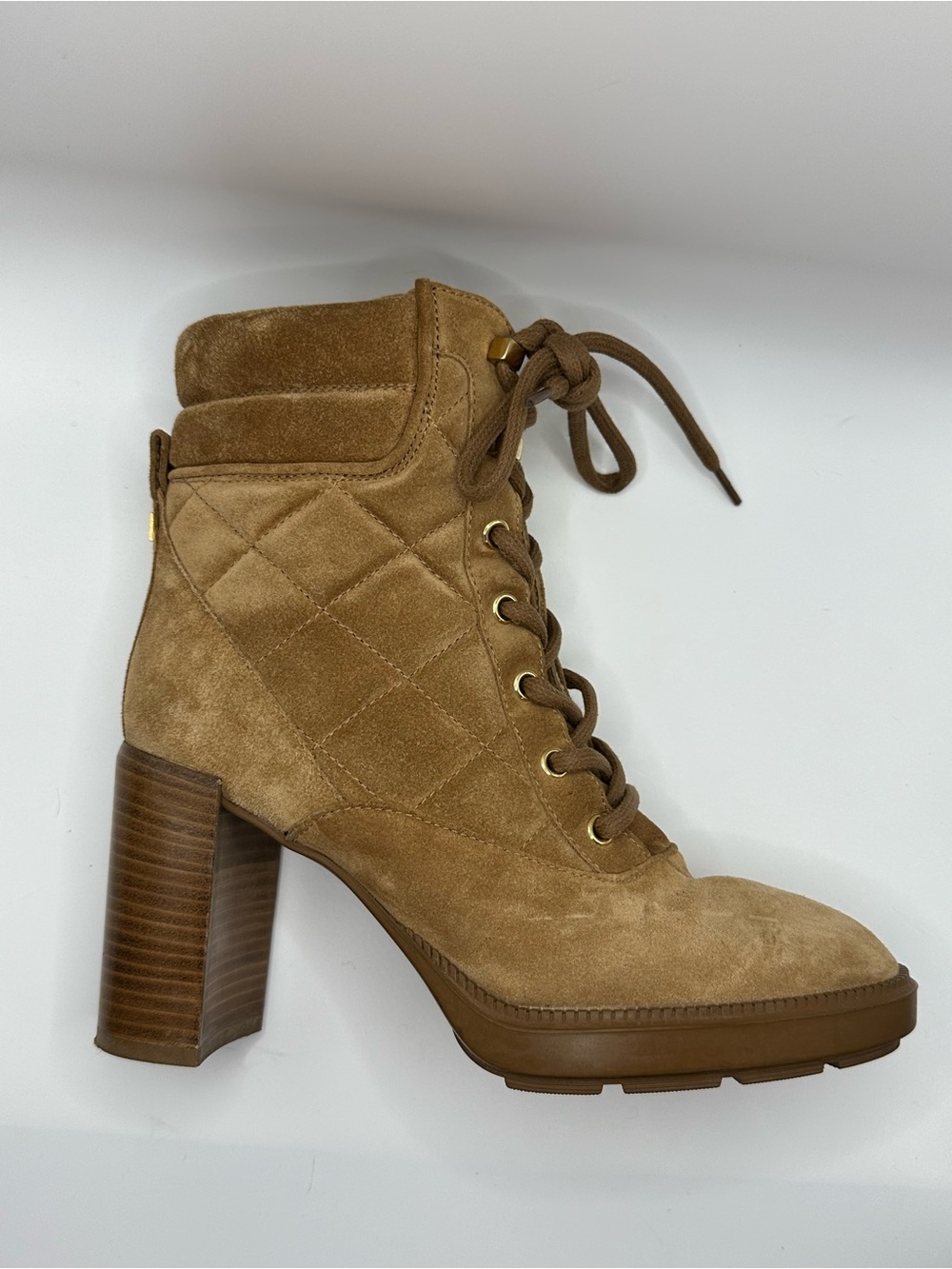 Aquatalia Suede Quilted Lace-Up Ankle Boots 🤎